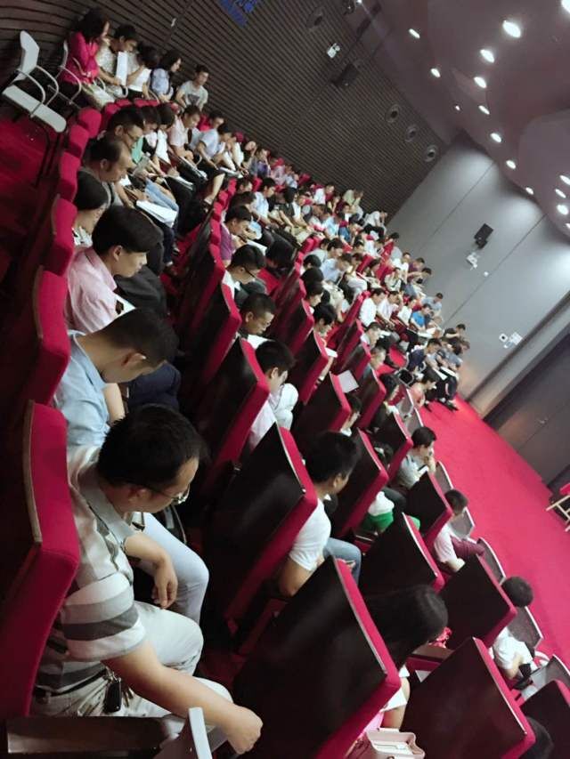 太陽能智慧路燈，太陽能路燈廠家，太陽能路燈價格