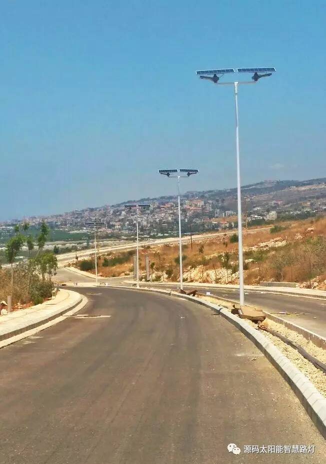 太陽能路燈，太陽能平板燈，光伏產(chǎn)業(yè)，綠色節(jié)能，太陽能路燈廠家