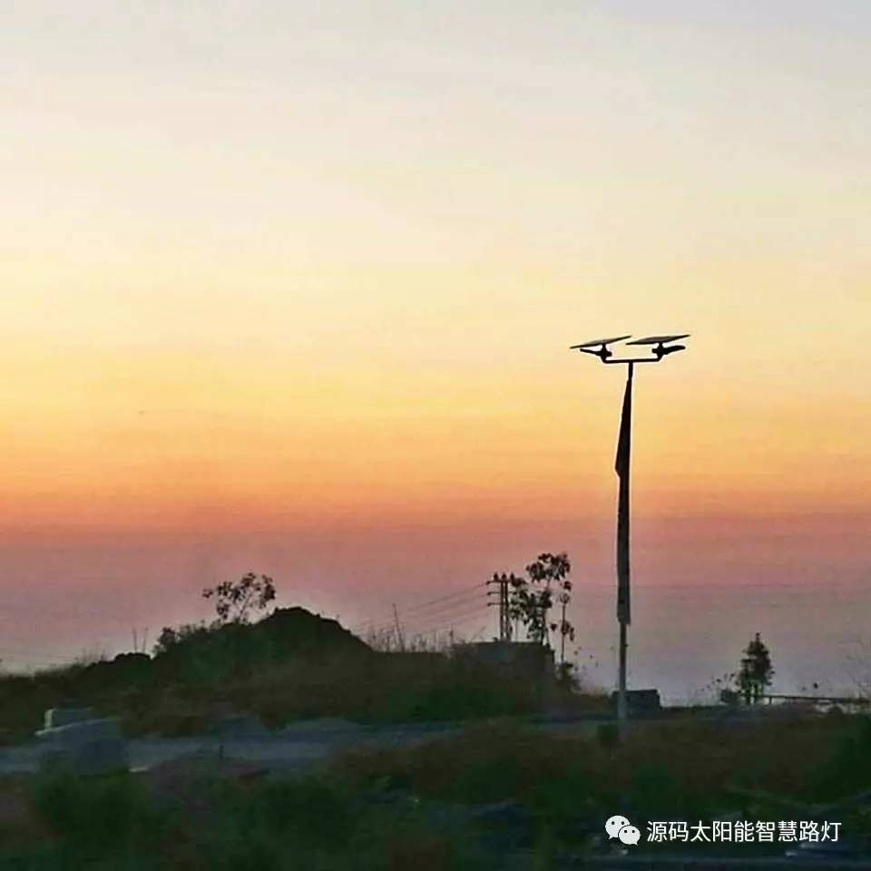 太陽能路燈，太陽能平板燈，光伏產(chǎn)業(yè)，綠色節(jié)能，太陽能路燈廠家