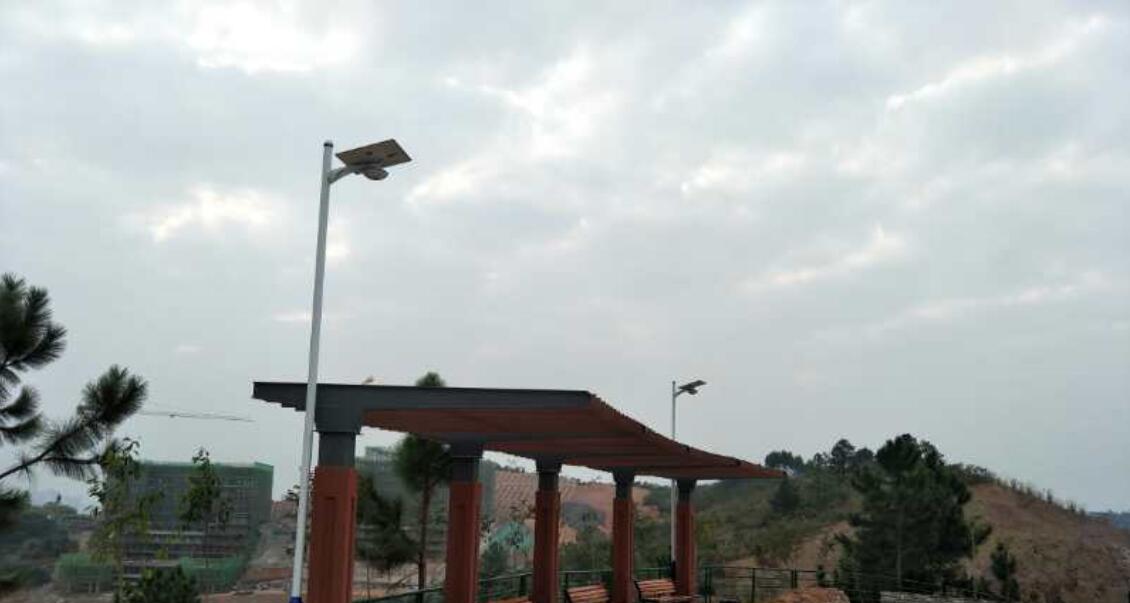 太陽能路燈產(chǎn)品價格的構成因素